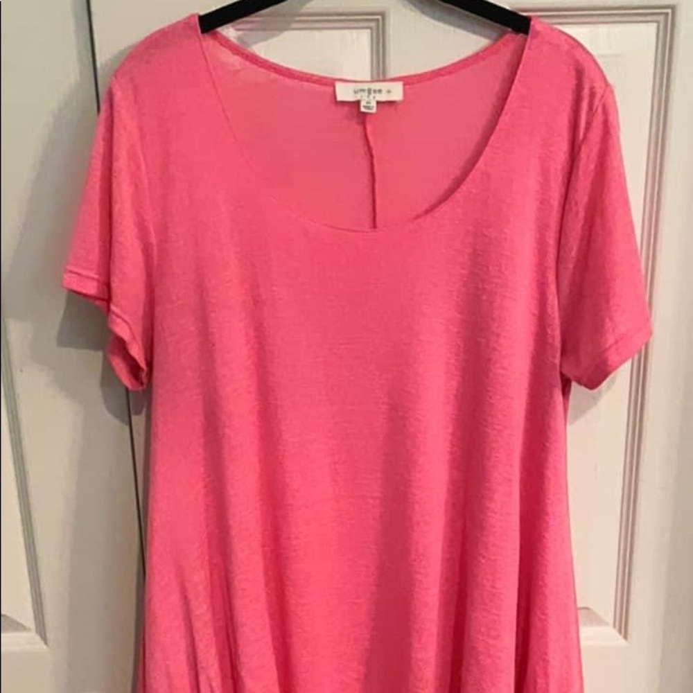 Umgee Coral Pink top with lace trim XL